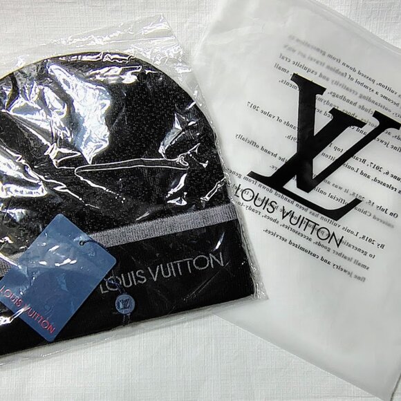 LOUIS VUITTON BEANIE - BRAND NEW- JUST IN TIME FOR COLD WEATHER! - Picture 3 of 5